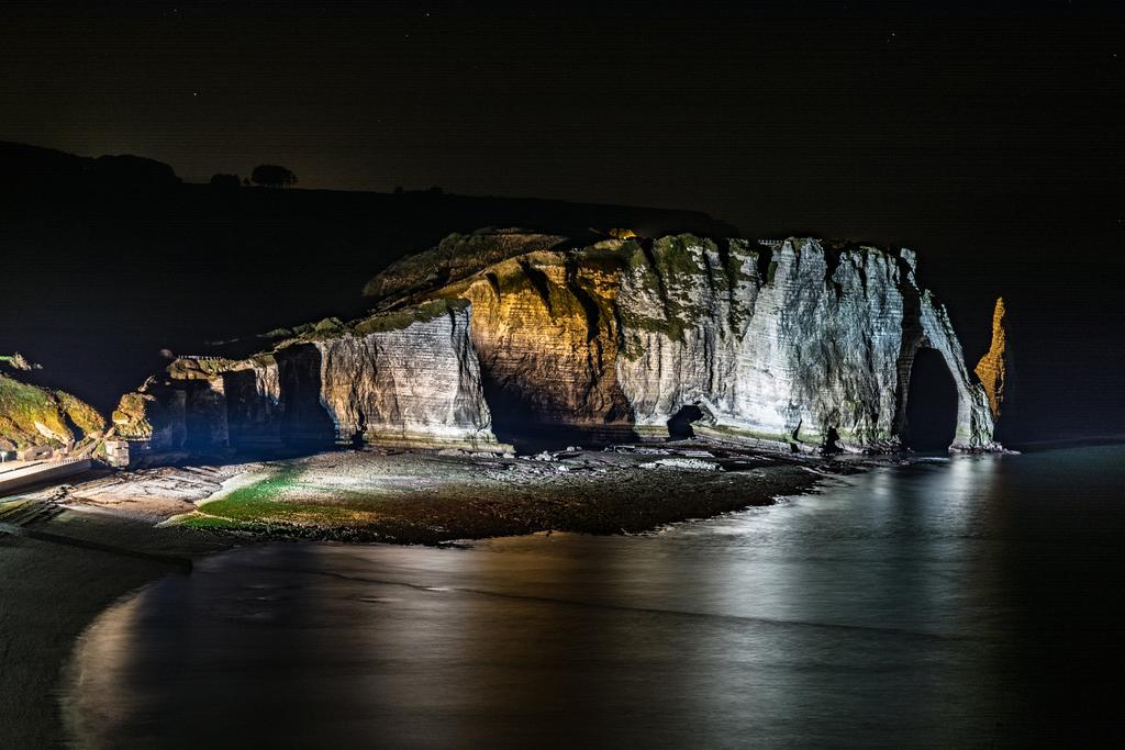 Appartement la belle vue le diamant des yeux mer et golf front mer à Étretat Extérieur photo